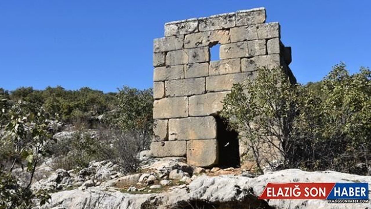 "Herkül'ün Sopası" kabartması ortaya çıkarıldı