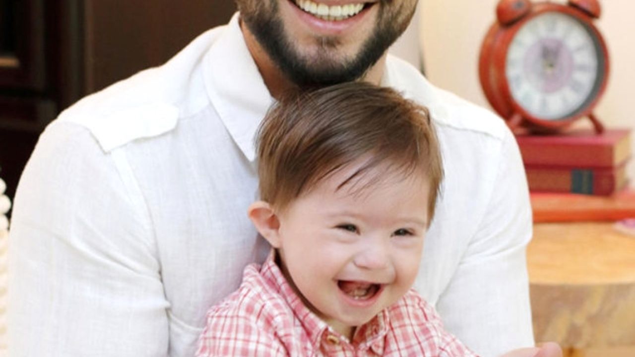 Şarkıcı Özgün, Down Sendromlu Oğlunun Videosuyla Takipçilerini Duygulandırdı