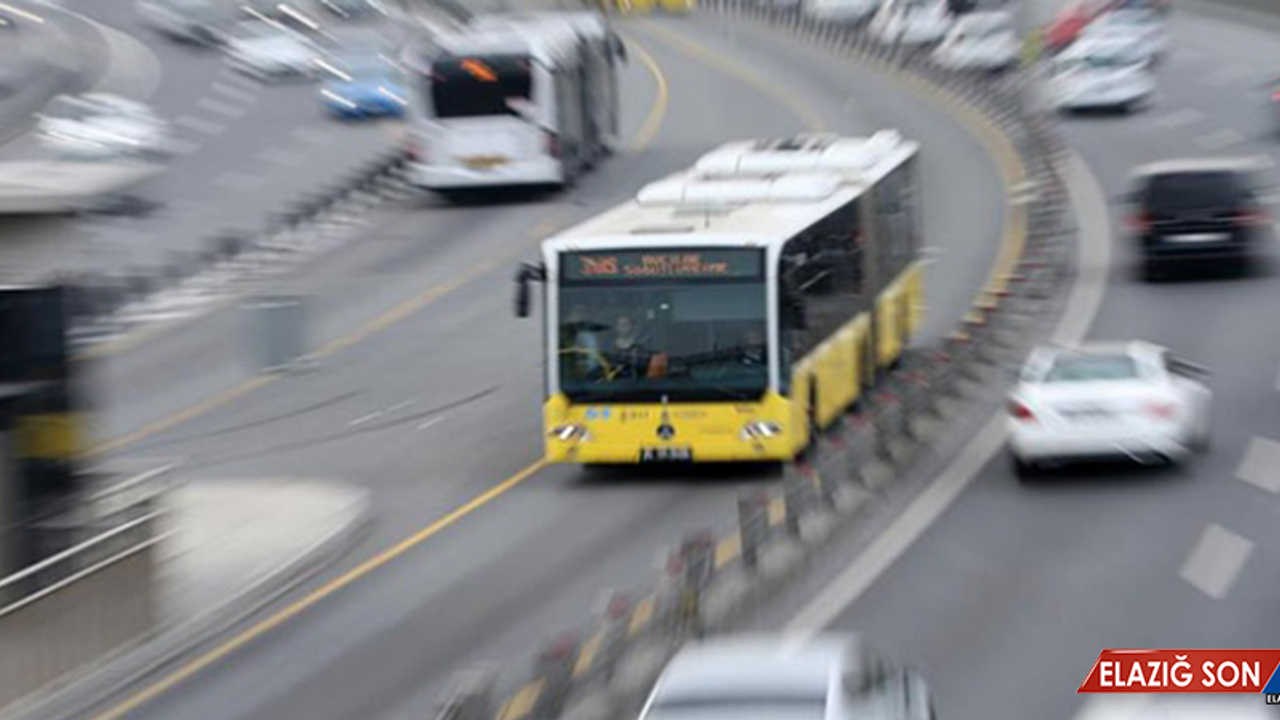 Metrobüsle yaklaşık 284 milyon kişi yolculuk yaptı
