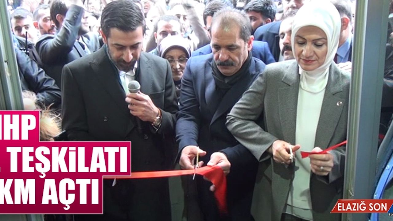 MHP, Vali Fahribey Caddesi'nde SKM Açtı