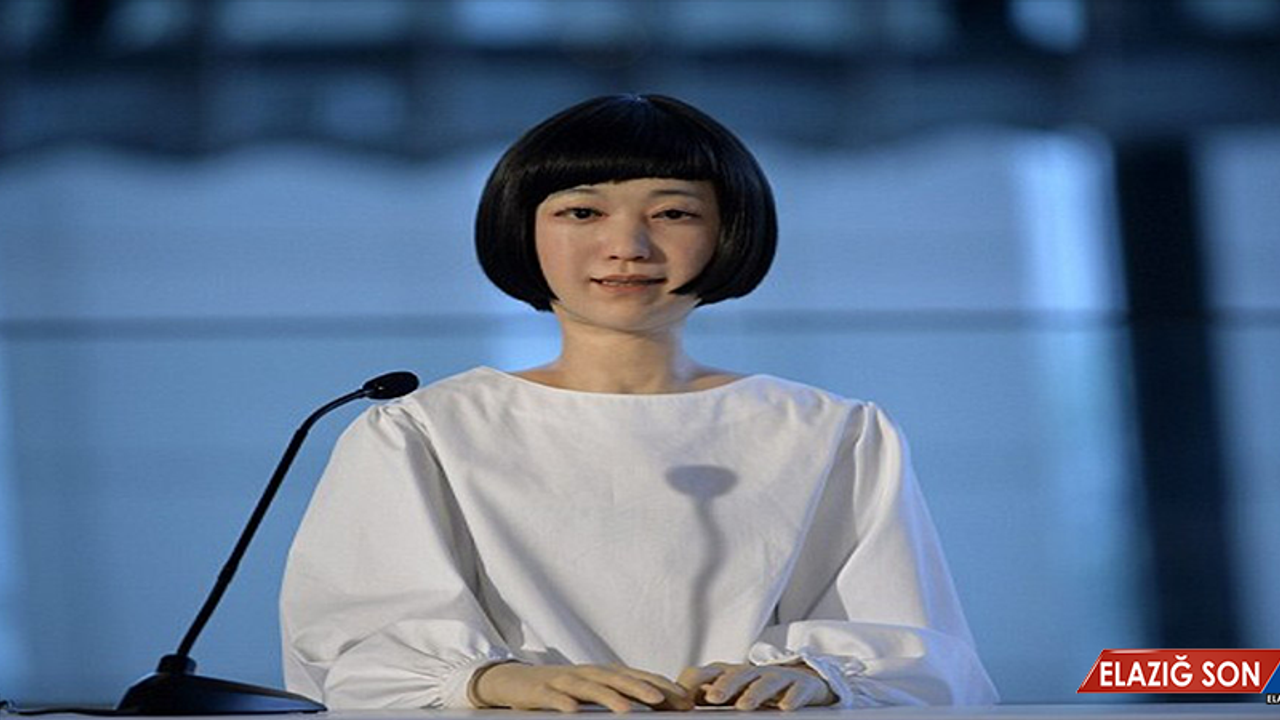 Dünyanın İlk Robot Kadın Haber Sunucusu