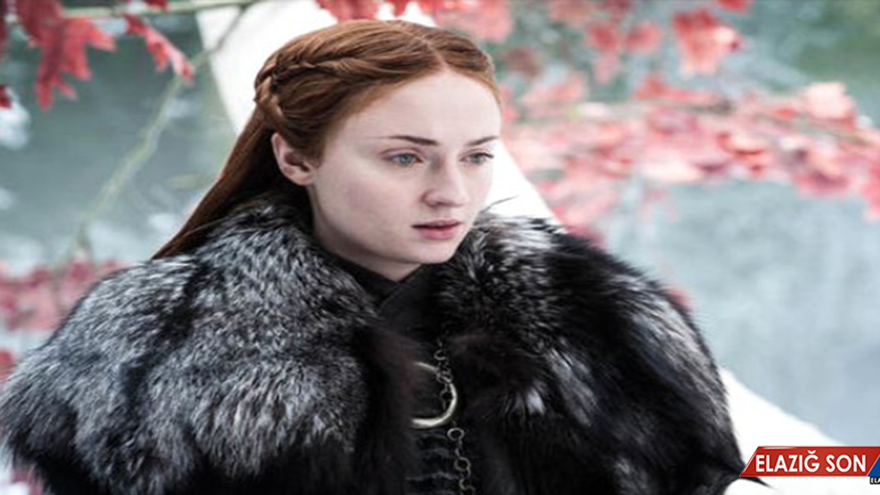 Game Of Thrones'un Sansa'sı Paylaşımıyla Sosyal Medyayı Karıştırdı