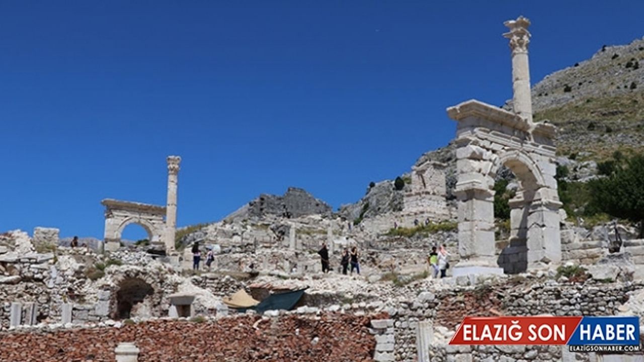 Sagalassos Antik Kenti'ne turist ilgisi