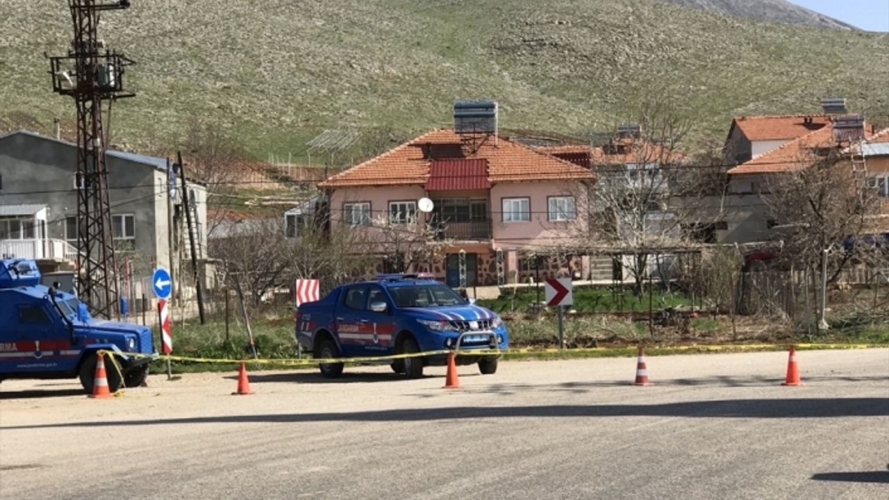 Malatya'da bir mahalle koronavirüs tedbirleri kapsamında karantinaya alındı
