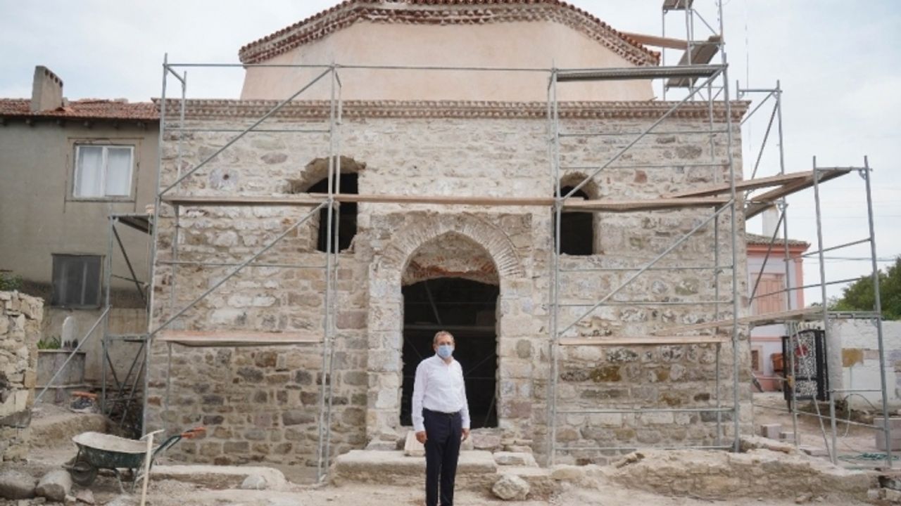 Ayvalık’ta Tarihi Kadı Camii restorasyon çalışmalarında sona yaklaşıldı