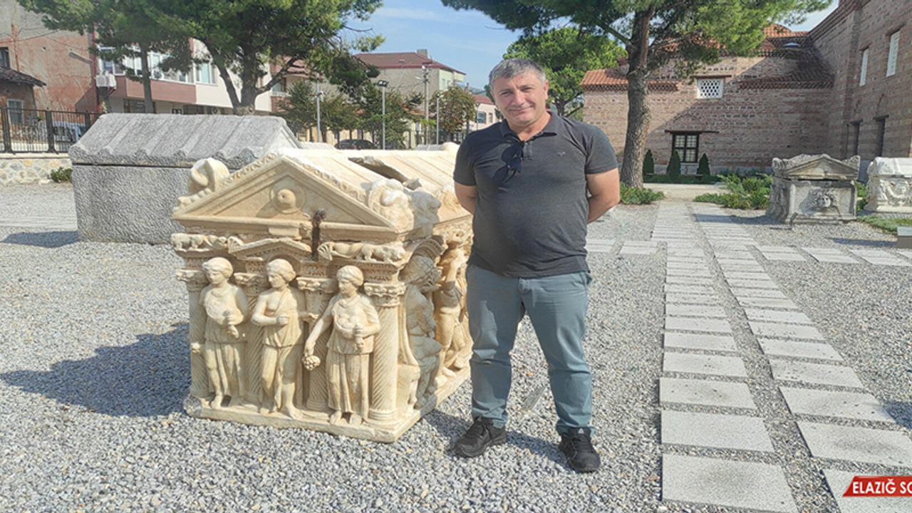 AZMİN ZAFERİ: 41 YAŞINDA SANAT TARİHİ BÖLÜMÜ KAZANDI