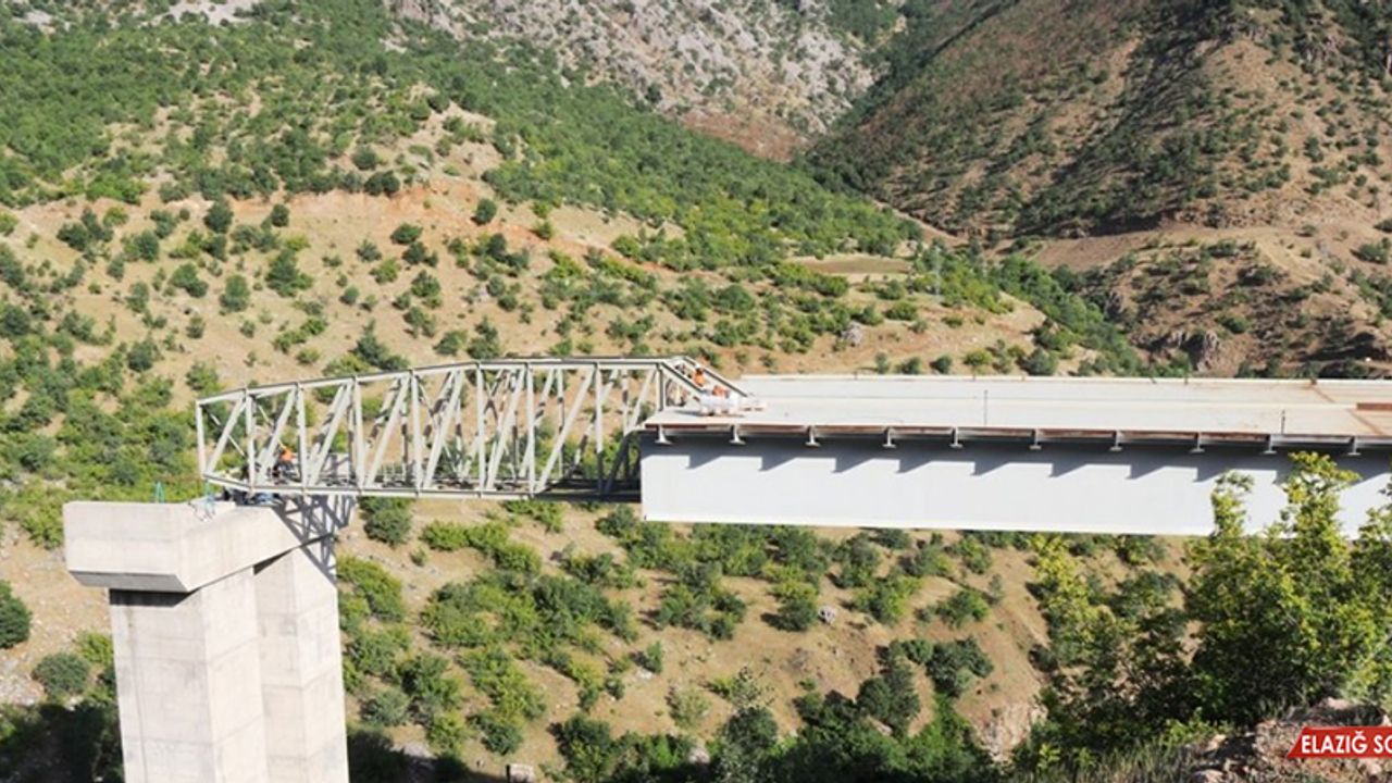 Bölgenin En Büyük Viyadüğü Bitlis’te Yapılıyor