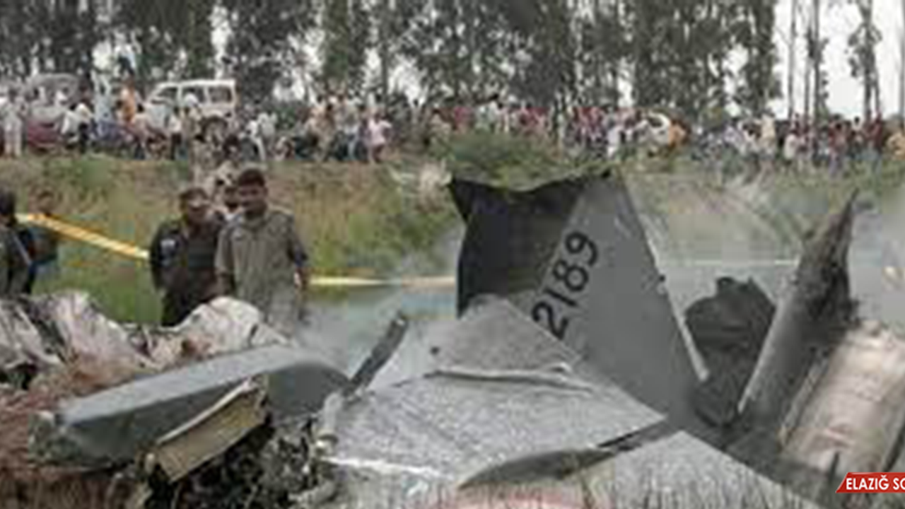 Wuhan'da kanalizasyon patladı: Yol havaya uçtu