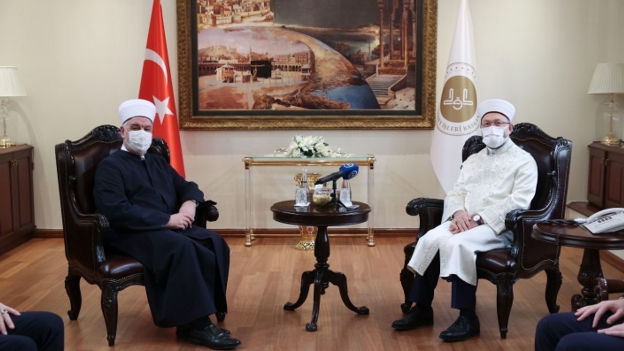 Diyanet İşleri Başkanı Prof. Dr. Erbaş: “Hep Azerbaycanlı kardeşlerimizin yanındaydık”