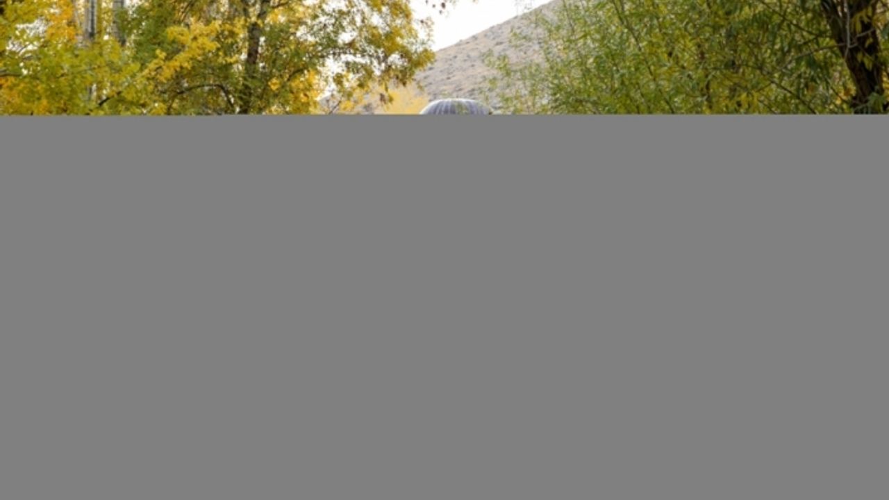 Van'da 311 yıllık cami, fotoğraf tutkunlarının ilgi odağı oldu