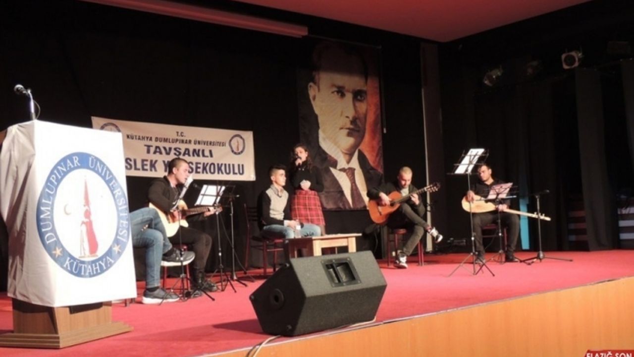 Tavşanlı MYO’da sınavlar öncesi moral, motivasyon konseri