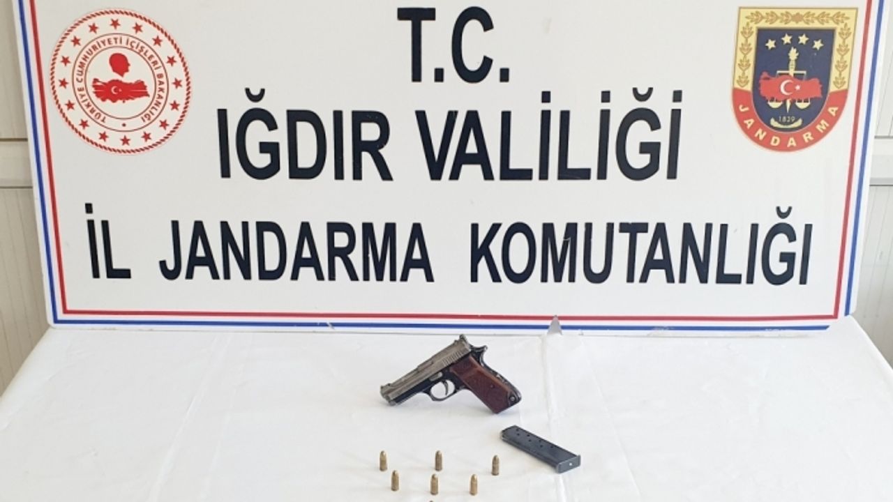 Iğdır'da silah kaçakçılığı yaptıkları iddiasıyla 4 kişi yakalandı