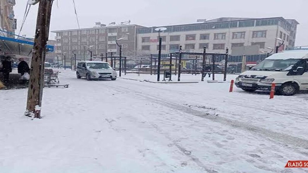  Iğdır Tuzluca ilçesindeki bazı köy okullarında eğitime ara verildi   