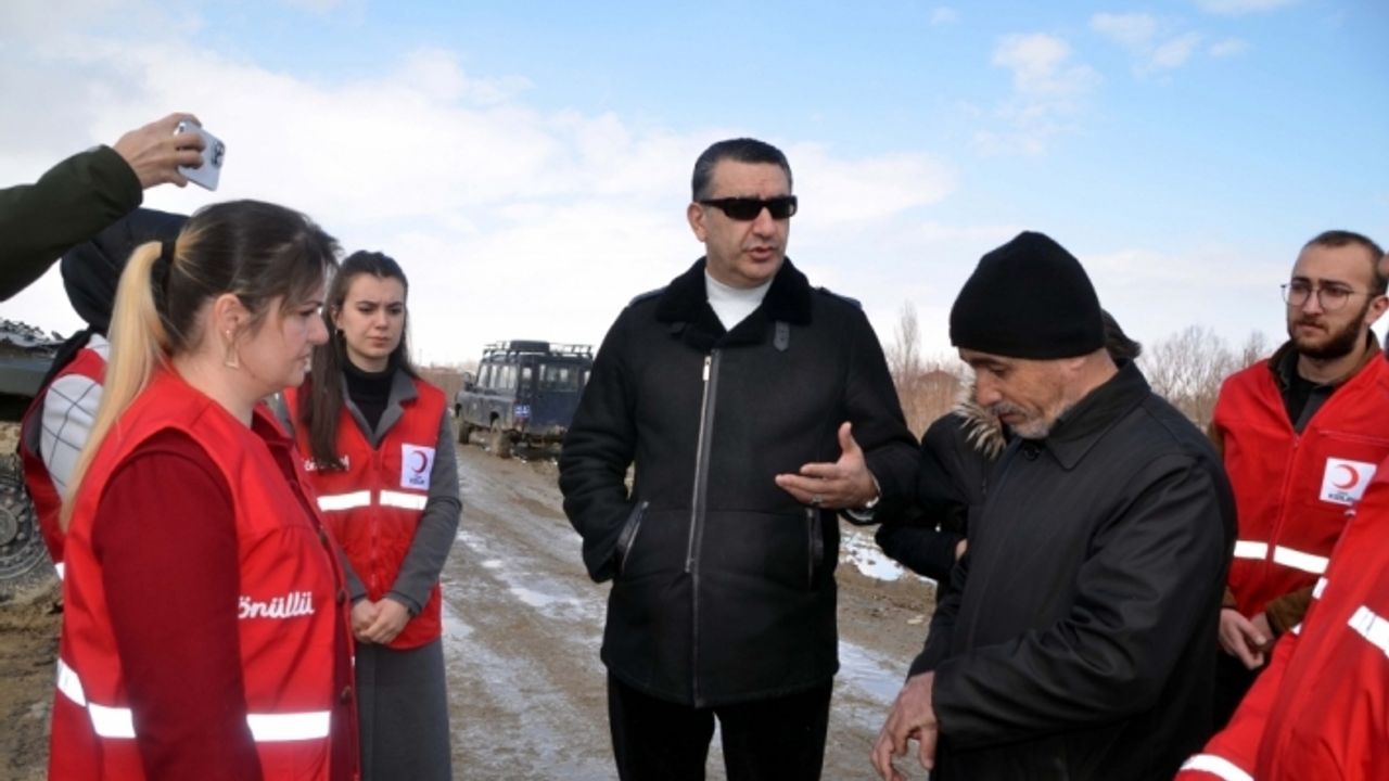 Muş'ta kaybolan lise öğrencisini arama çalışmaları sürüyor