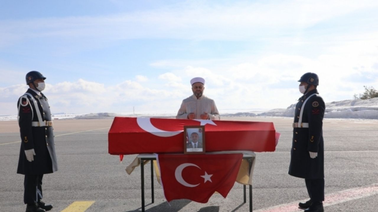 Şehit Uzman Çavuş İsmail Ergin için Sivas'ta tören düzenlendi