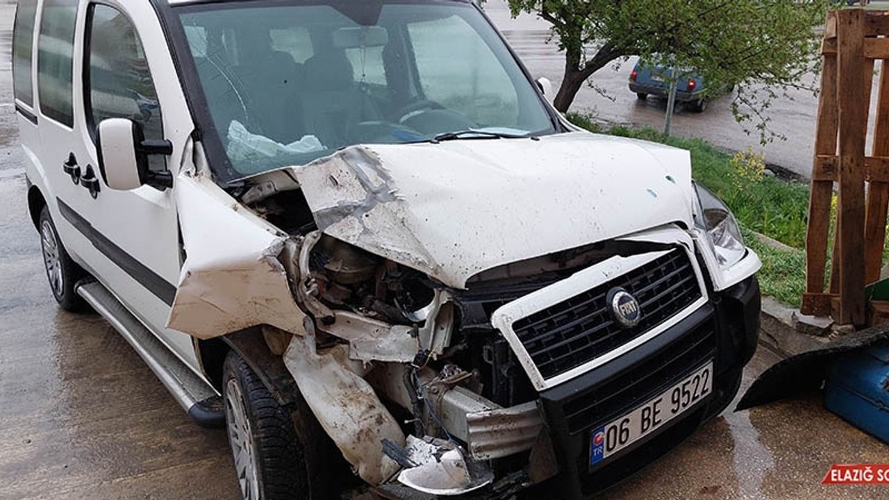 Samsun'da Trafik Kazası: 3 Yaralı