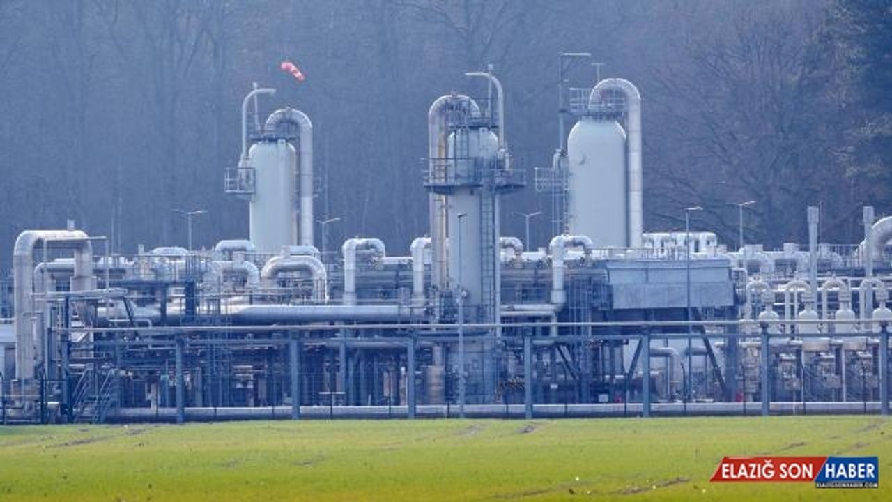 Gazprom'un Ukrayna üzerinden gaz sevkiyatı bugün azaldı