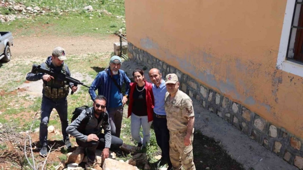 Tunceli’de çalınan koçbaşlı mezar taşı, 6 ay sonra bulunarak müze müdürlüğüne getirildi