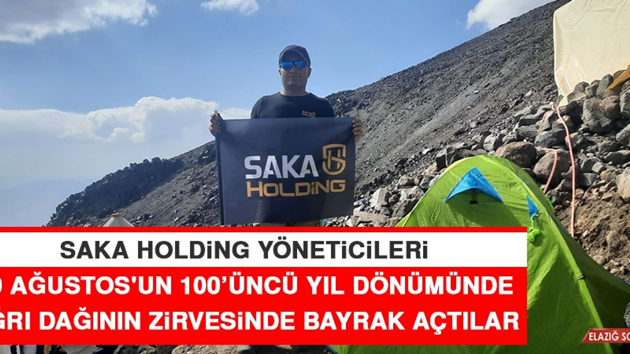 30 Ağustos'un 100’üncü Yıl Dönümünde Ağrı Dağının Zirvesinde Bayrak Açtılar