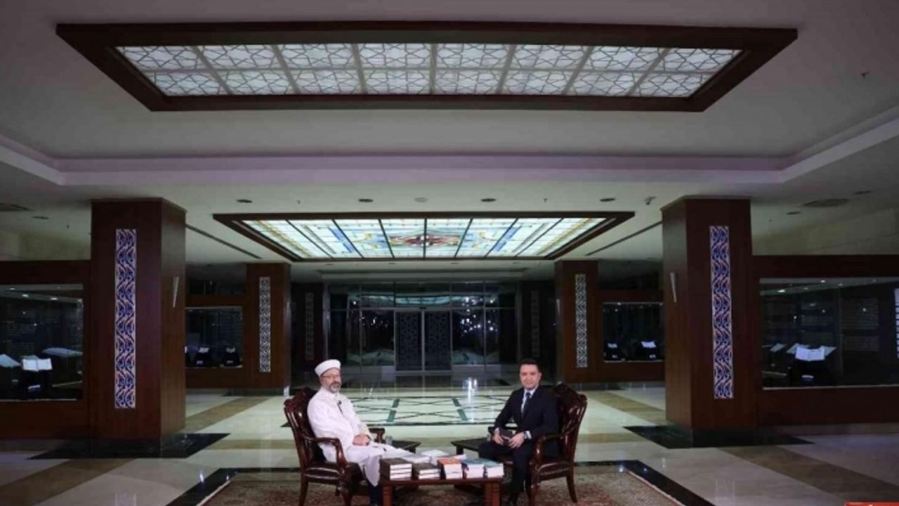 Diyanet İşleri Başkanı Erbaş: “İsveç’teki Türkiye büyükelçiliğinin önünde yine bu saldırının yapıldığı yerde Kur’an’a saygı programı yapılacak”