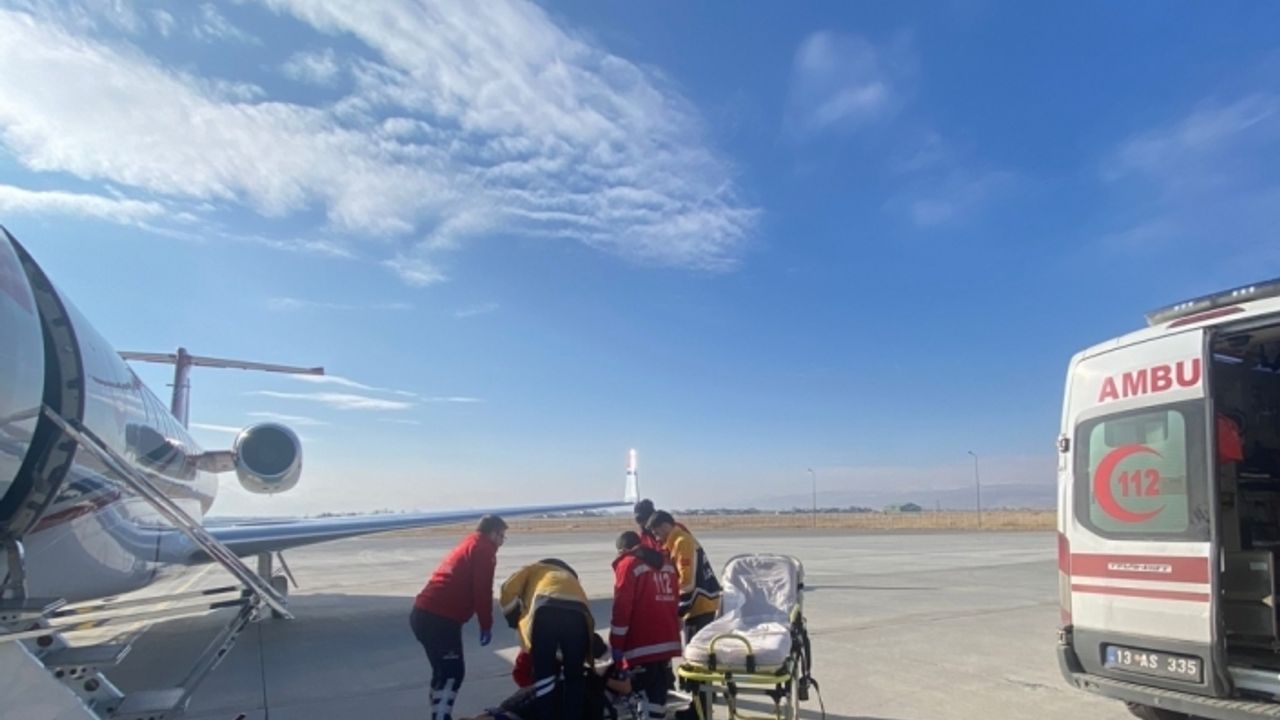 Kalp yetmezliği olan çocuk ambulans uçakla Ankara’ya gönderildi