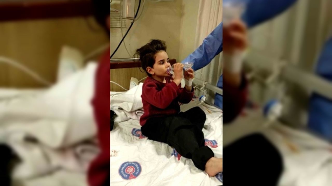 73 saat sonra enkazdan çıkartılan 5 yaşındaki Mir Berzan’ın sağlık durumu iyi