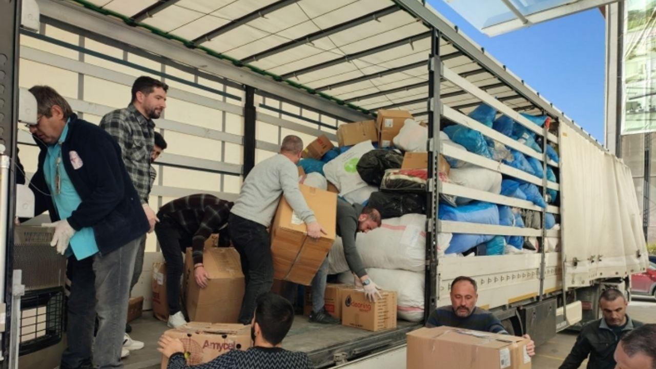 Aydın İl Sağlık Müdürlüğü’nden deprem bölgesine yardım eli