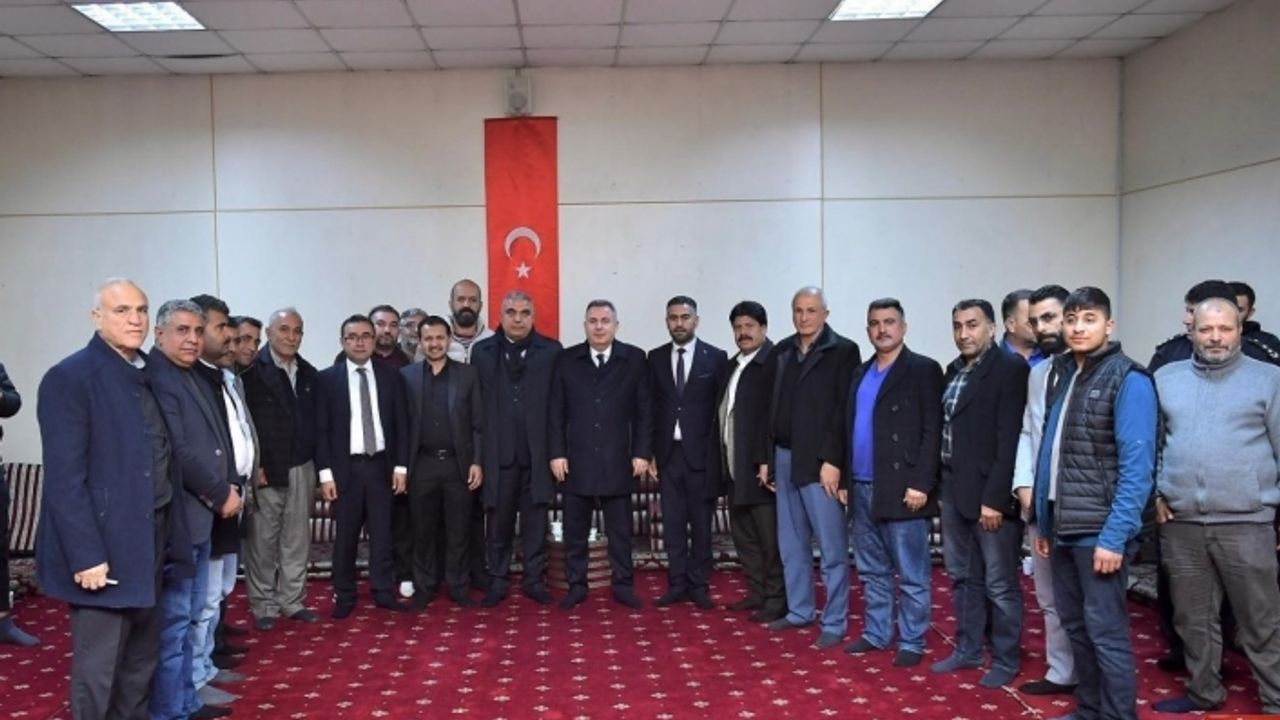 Vali Elban, Yüreğir’de muhtar ve vatandaşlarla bir araya geldi