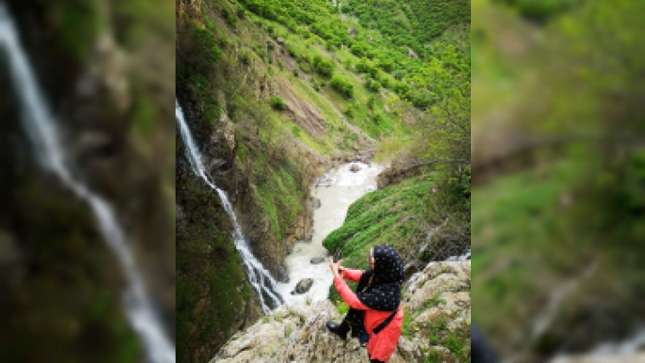 Hakkari'ye gelen doğaseverler, eşsiz doğal güzellikleri keşif gezilerine katıldı