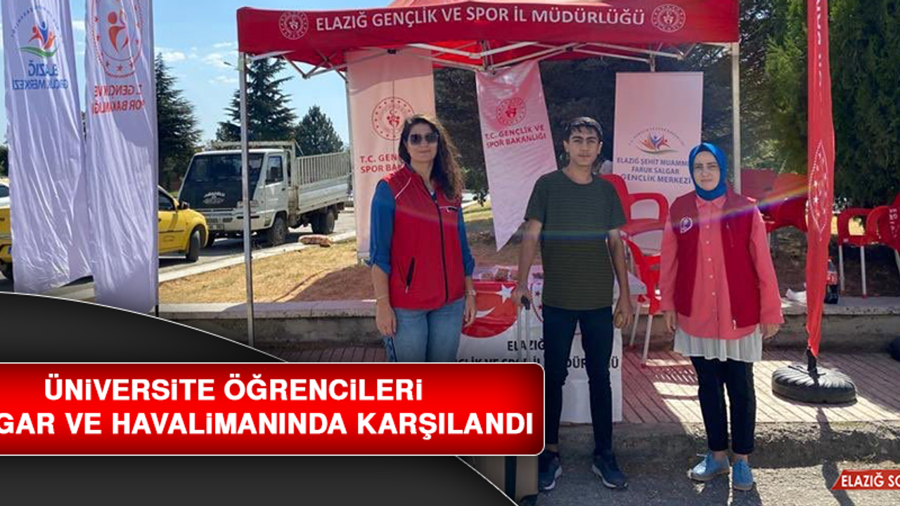 Üniversite Öğrencileri, Otogar ve Havalimanında Karşılandı