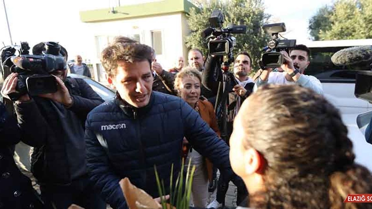 Saldırıya Uğrayan Hakem Halil Umut Meler, Ailesine Kavuştu  