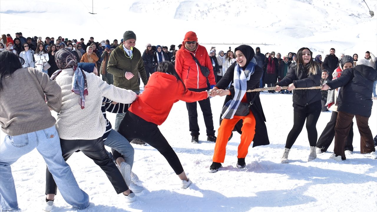 Bitlis'te "4. Kar Festivali" düzenlendi