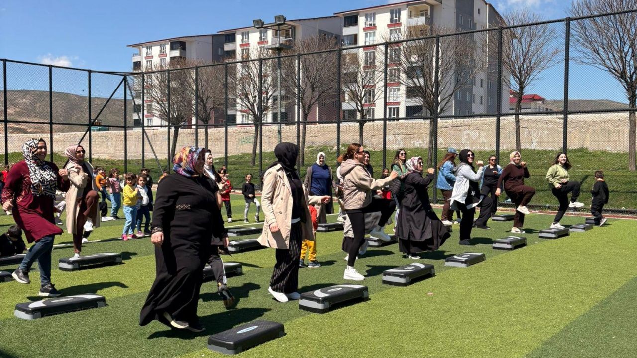 Bitlis'te egzersiz etkinliği düzenlendi