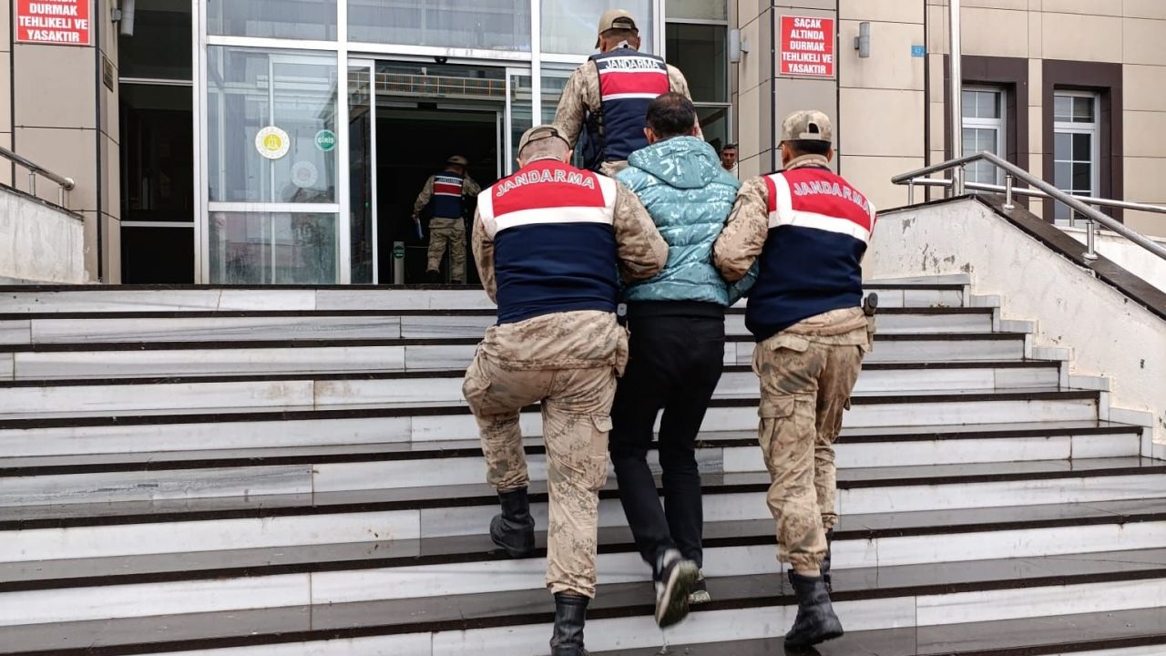 Bitlis'te hakkında kesinleşmiş hapis cezası bulunan hükümlü yakalandı