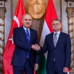 Kurtulmuş, Macaristan'daki mevkidaşıyla görüştü