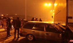 Kayseri'de 8 Araçlı Zincirleme Trafik Kazası: 1'i Ağır 5 Yaralı  