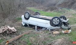 Bolu’da Kontrolden Çıkan Otomobil Şarampole Yuvarlandı: 1 Yaralı  