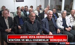 AHDE Vefa Derneğinde ‘Atatürk Ve Milli Egemenlik’ Konuşuldu