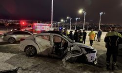 Elazığ'da iki otomobilin çarpıştığı kazada 3 kişi yaralandı