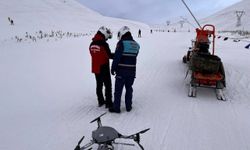 Palandöken Dağı'nda yasaklı bölgede kayak yapan ve kask takmayanlara ceza