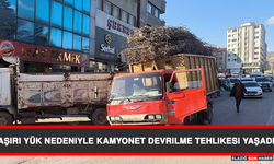 Aşırı Yük Nedeniyle Kamyonet Devrilme Tehlikesi Yaşadı