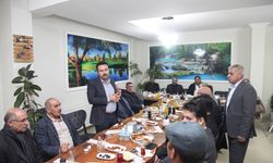 Ahlat'ta muhtarlar ve protokol üyeleri iftarda buluştu