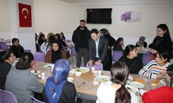 Başkale'de yetim ve öksüz çocuklar iftarda buluştu