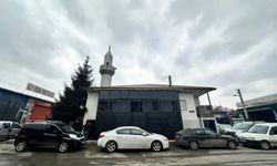 Erzurum'da demirci esnafının 40 yıllık cami mirasına, nesiller boyu sahip çıkılıyor