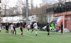 Hakkari Zapspor, Diyarbakırspor'u 2-1 yendi