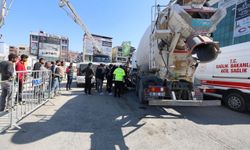 Iğdır'da beton mikserinin altında kalan kız yaralandı