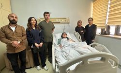 Beyin kanaması geçiren hamile kadın doktorların müdahalesiyle hayata tutundu