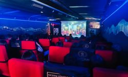 "Gezen Sinema Tırı" Baskil'de çocuklarla buluştu
