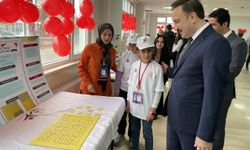 Malazgirt'te TÜBİTAK 4006 Bilim Fuarı açıldı
