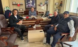 Ardahanlı sanatçılardan Ardahan TSO Başkanı Demirci'ye ziyaret